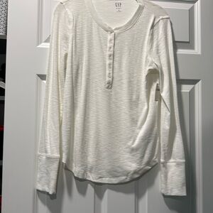 Gap ribbed henley long sleeve cream medium NWT shirt